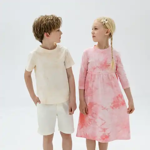 Новые платья средней длины с принтом Tie Dye для маленьких девочек-подростков и топы для мальчиков, семейная мягкая детская одежда коричневого...