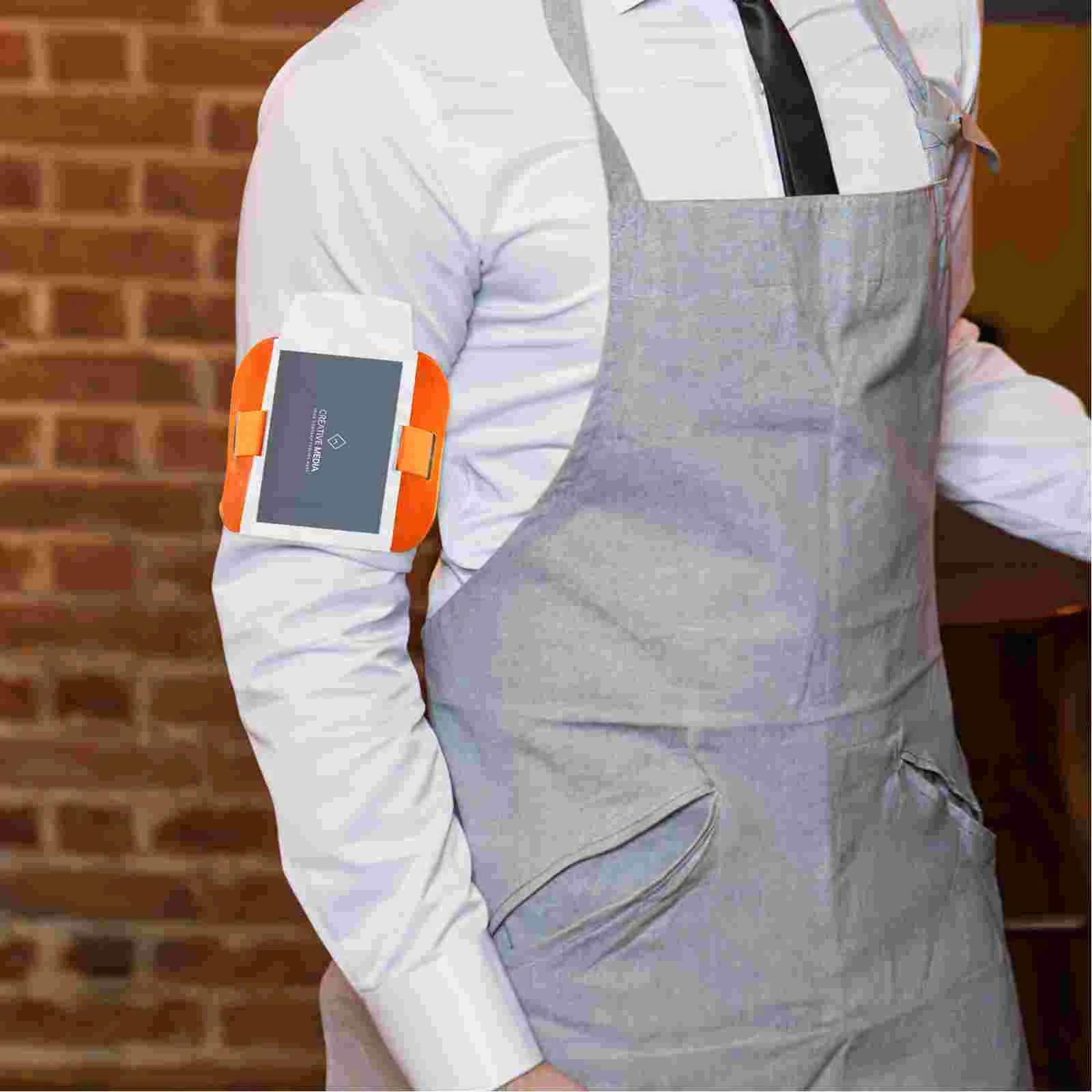 Рисунок 6 - Держатель-бейдж на руку