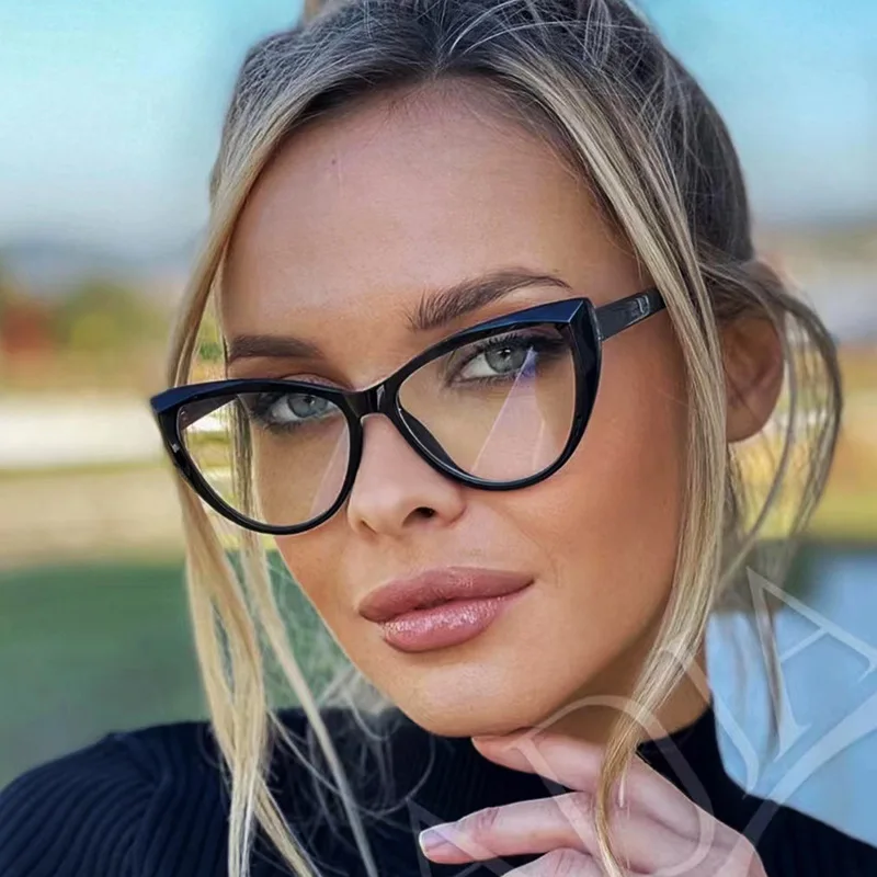 

2022 Popular Sunglasses Transparent Plain Color Fashion Simple and Lightweight TR Glasses Frame Trendy Cat Eye anti-blue Light G