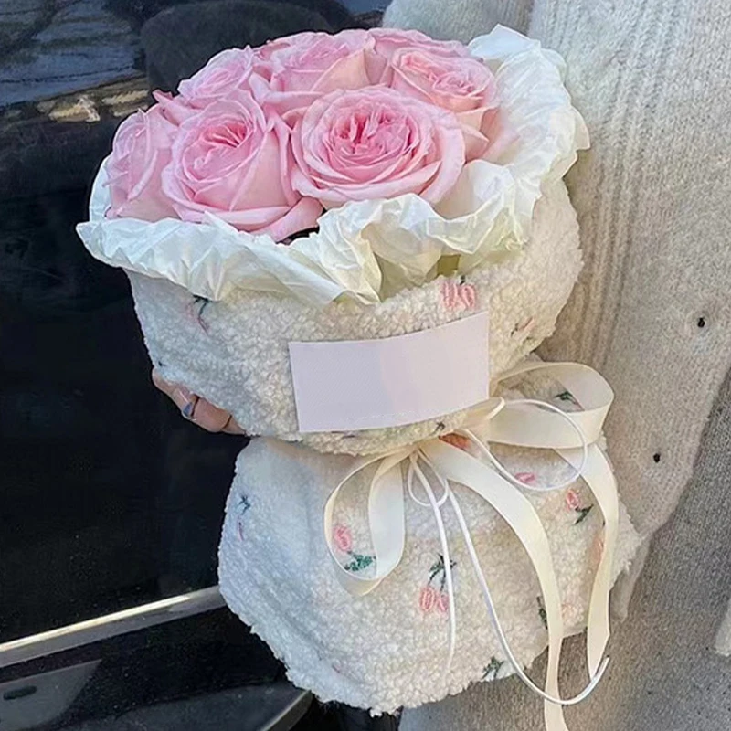 

New Fashion Flower Bouquet Wrapping Cloth Lambswool Gift Packaging Cloth Valentine's Day Wedding Supplies Florist Wrapping Cloth