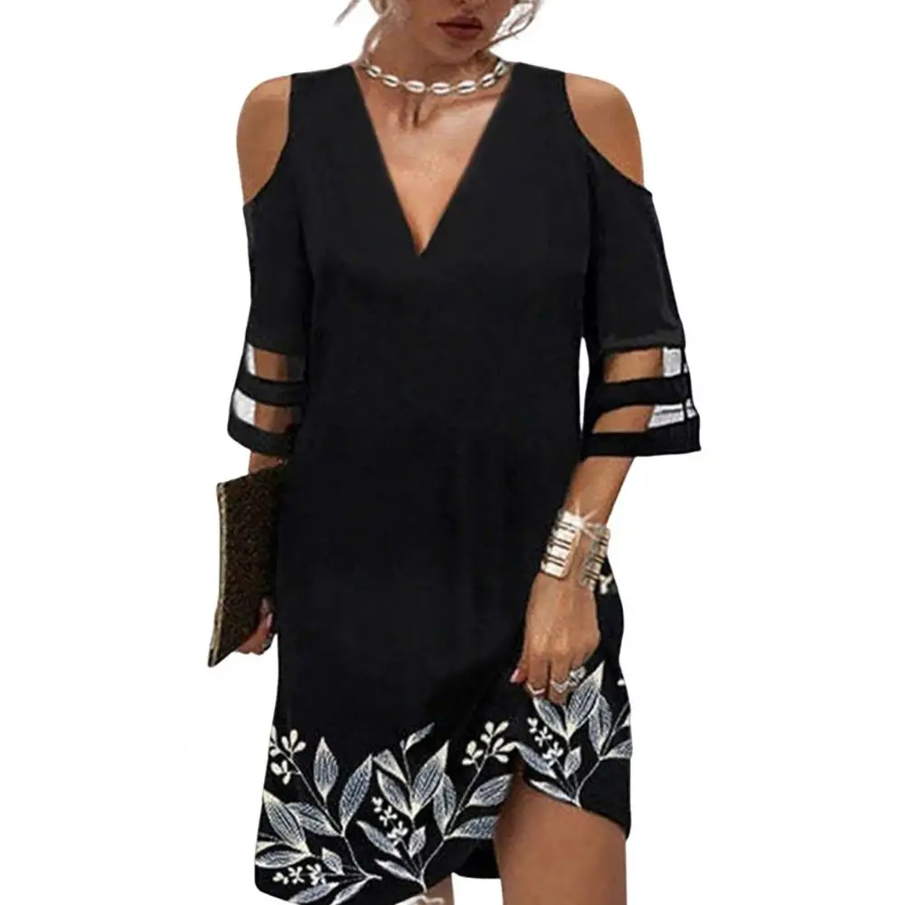 

Summer Women Dress 2023 V-neck Mesh Stitching Half Sleeve Beach Dress Loose Retro Print Off Shoulder Mini Dress Streetwear