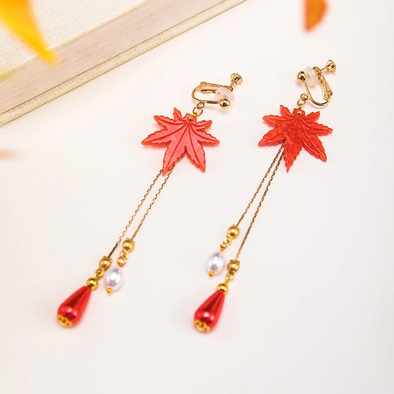 Игра Genshin Impact Kaedehara Kazuha серьги для косплея подвеска в виде кленового листа зажим