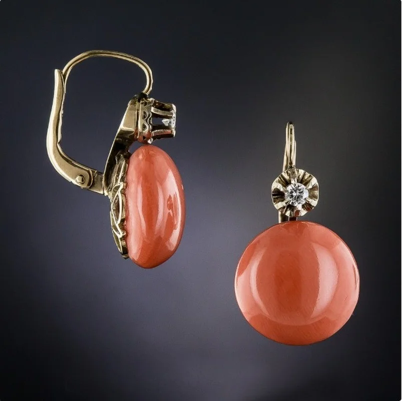 

Exquisite, Beautiful and Small Inlaid with Shiny Zircon Red Coral Stone Women's Earrings Wedding Party Charm Jewelry