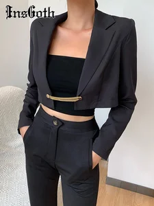 Женский укороченный блейзер с V-образным вырезом