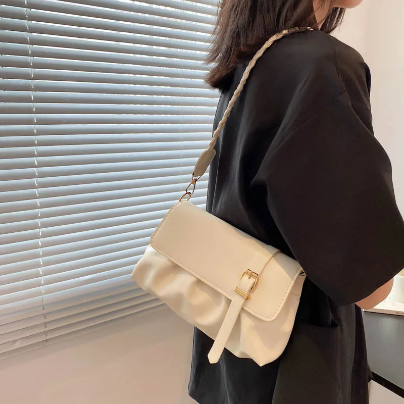 

Popular Pleated Crossbody Bags for Women 2022 New Trendy Fashion Messenger Bag Ladies Summer Simple Casual Shoulder Underarm Bag