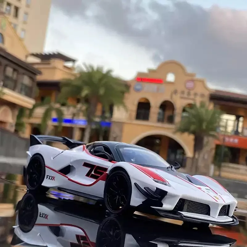 

Модель спортивного автомобиля из сплава Laferrari FXXK Evo, 1: 24 дюйма, литой металлический высокий симулятор, детский гоночный автомобиль, коллекци...