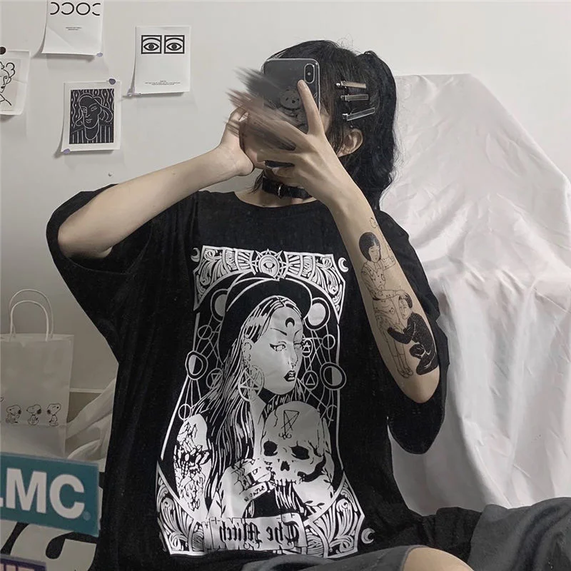 

Женская одежда, летняя футболка с коротким рукавом, модная черная уличная одежда с принтом ведьмы, футболки, повседневная свободная Готичес...