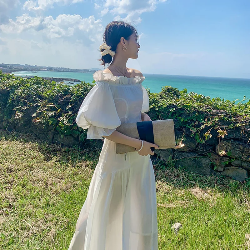

Summer 2022 off-Shoulder White Beach Dress
