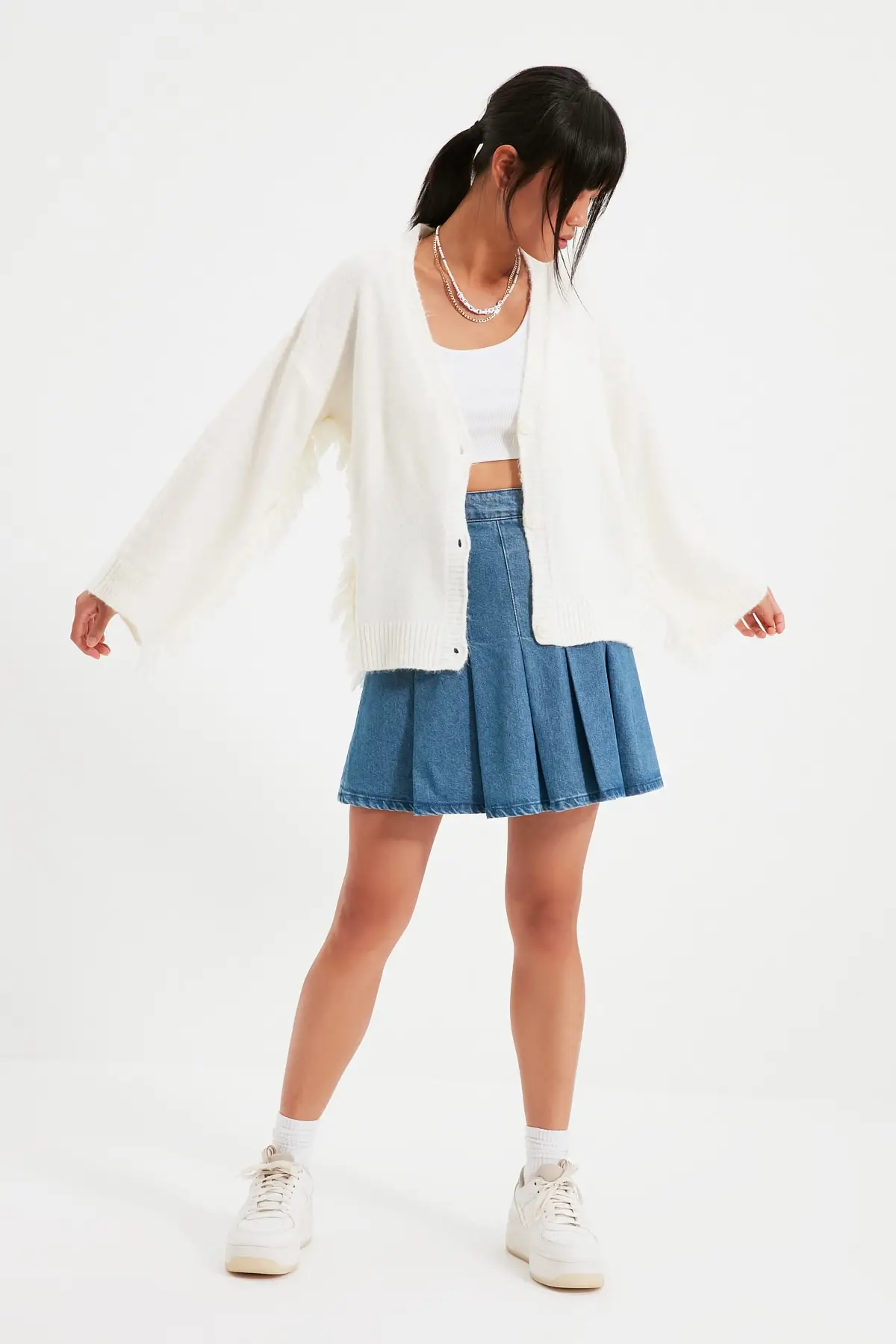 

Trendyol Трикотажные изделия с кисточками кардиган TWOAW22HI0257
