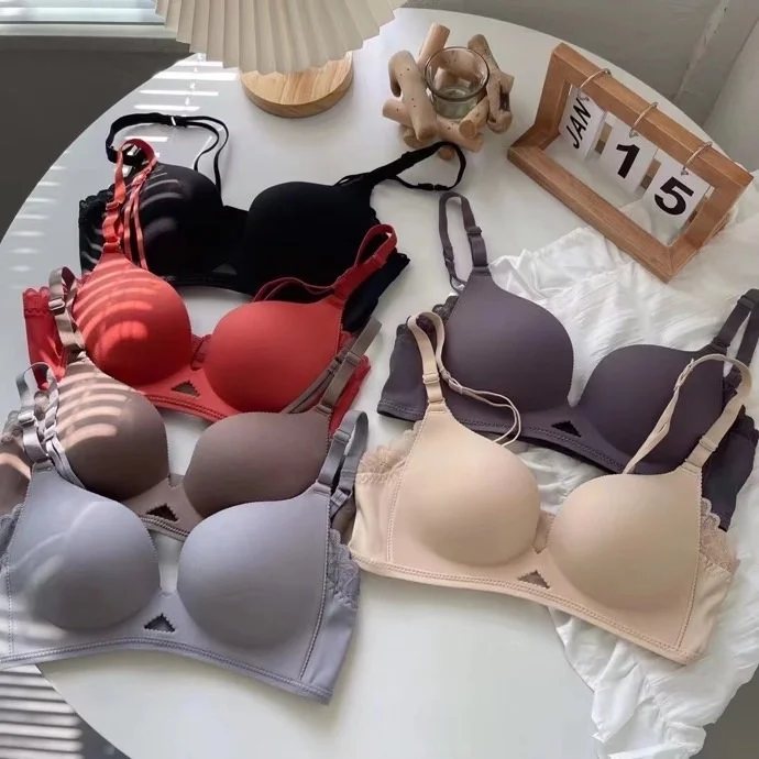 

Light kapok Japanese bra set traceless gathering upper support adjustable smooth thin small chest not empty cup underwear women