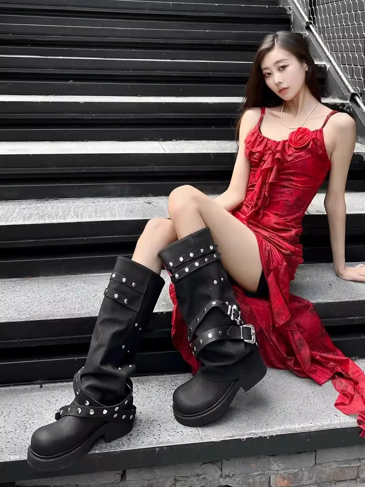 Винтажные брючные ботинки из мягкой кожи с заклепками длинные на толстом каблуке