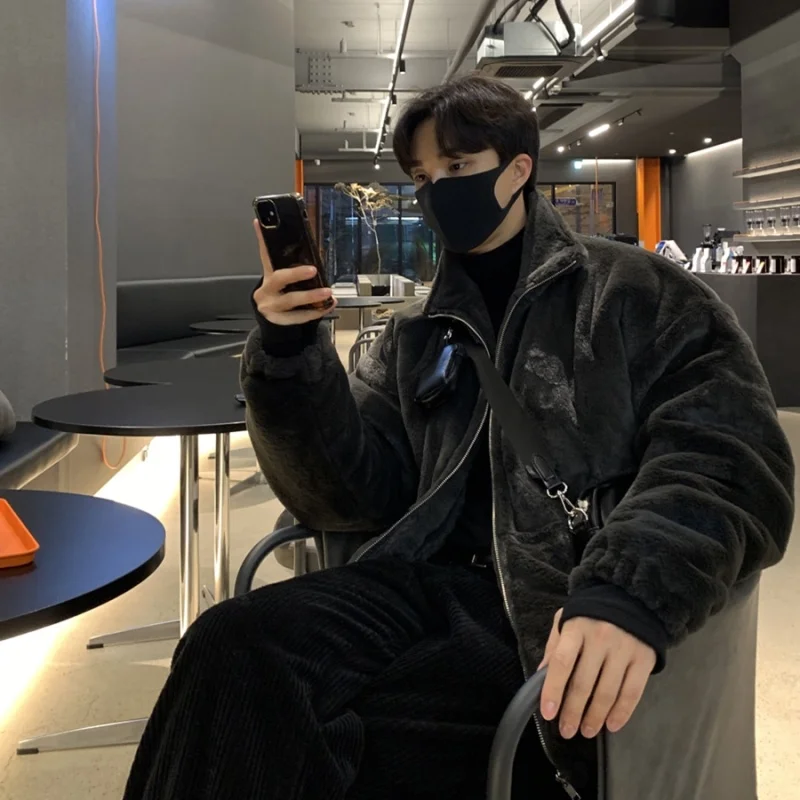 Winter Jacket Men Warm Fashion White Black Thickened Plush Jacket Men Streetwear Korean Loose Thick Short Coat Mens Parker M-2XL