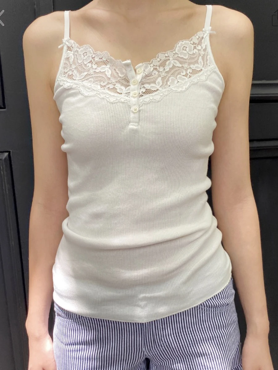 Кружевные лоскутные тонкие топы на бретелях женские летние пуговицы два банта