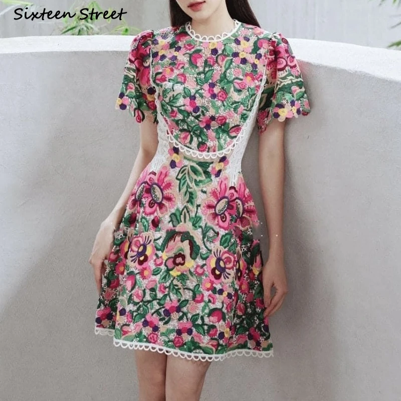 

2023 Embroidery Flower Dress Women Rose Red Vintage Summer Lace Bodycon Dress Hollow Hook Short Sleeve Vestido Elegance