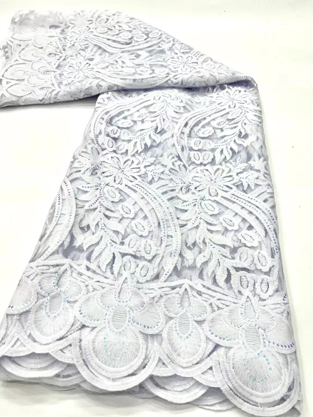 

Африканское молочного цвета Шелковое кружево ткань с блестками 2023, высококачественные кружевные вышитые французские сетчатые кружева, ткань для вечерние MH5577