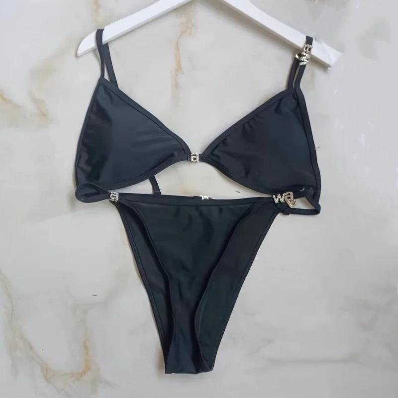 Женский раздельный купальник из двух частей