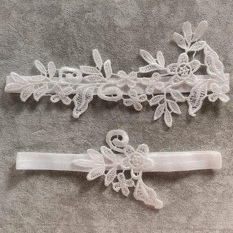 Кружевные свадебные подвязки