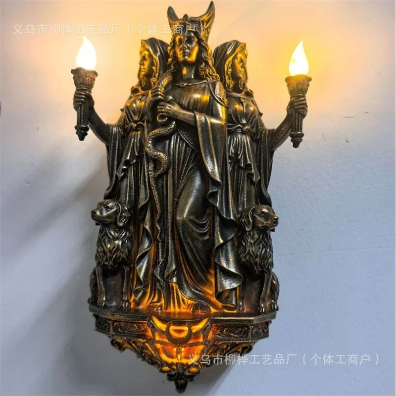 Фото Готический настенный светильник Hecates Triple Goddess в стиле ретро, 3D-резьба, бронза, смола, для спальни, гостиной, декора на Хэллоуин №1