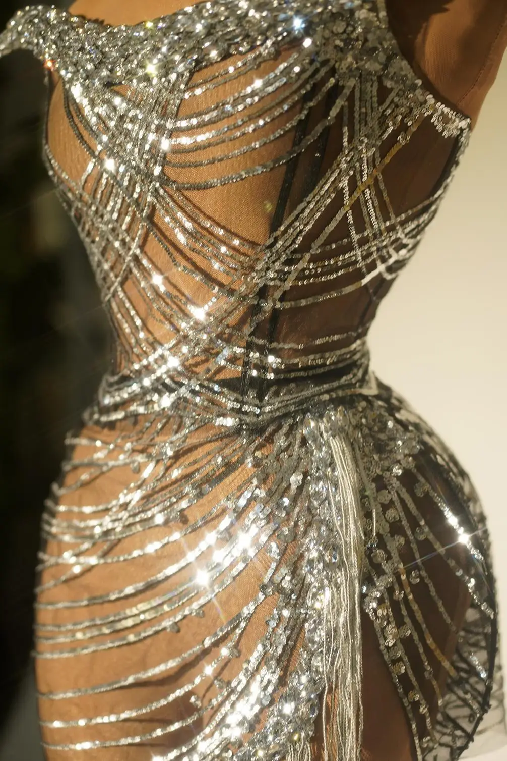 Модное платье с цепочкой и блестками облегающий сексуальный костюм ведущей