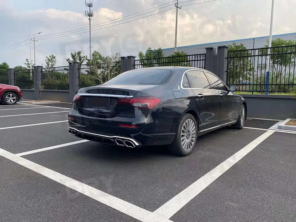 Глянцевый черный диффузор заднего бампера в автомобильном стиле с насадками для