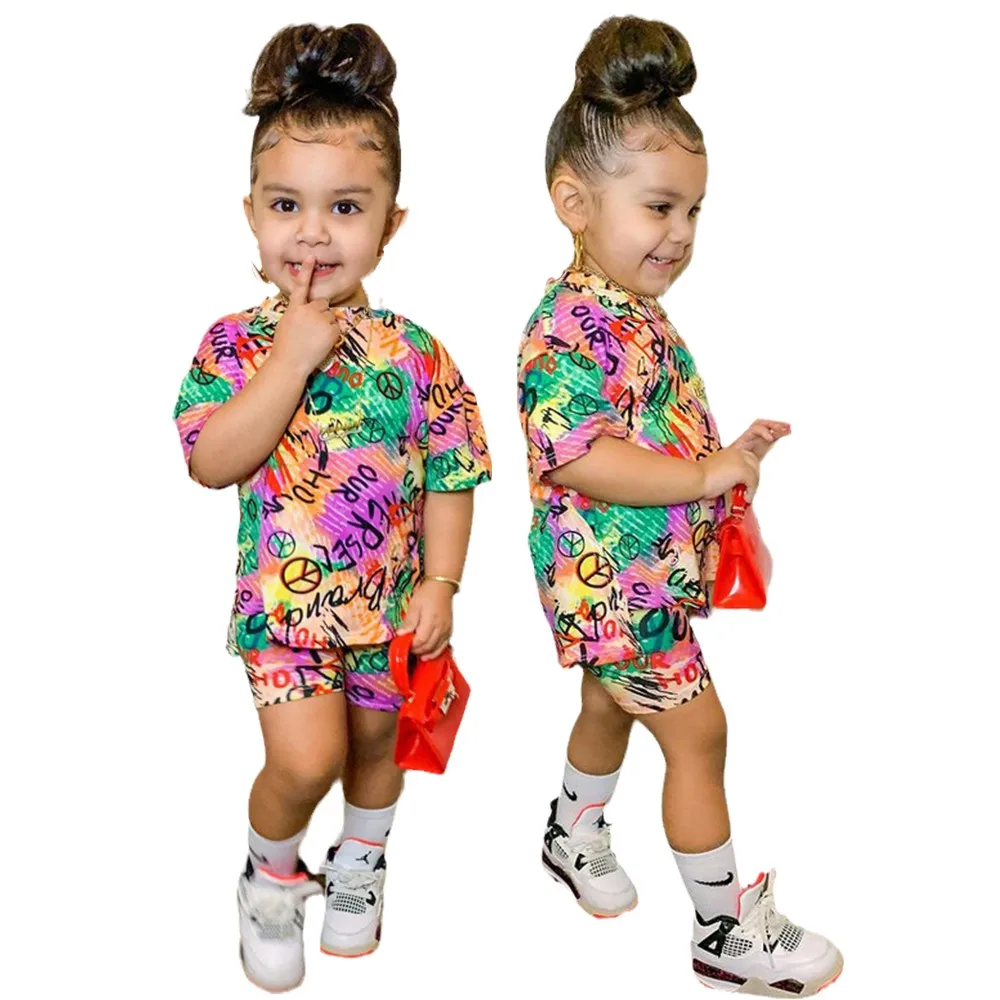 

Fashion Girls Summer Clothes Two Piece Outfits Short Sleeve Rainbow Tshirt Top Matching Elastic Waist Shorts Kids Tracksuit 2-8Y