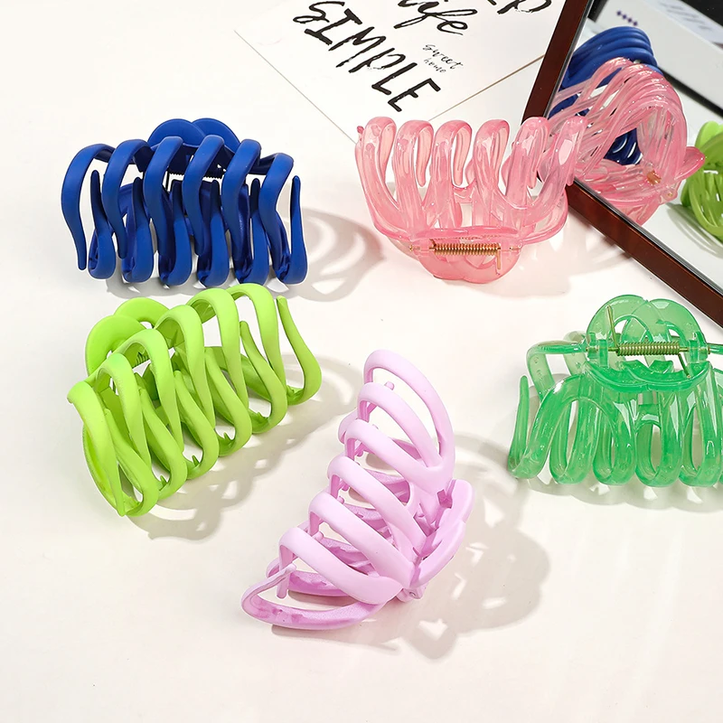

Solid Color Hair Clip Simple Hair Accessories Frosted Shark Clip Irregular Plastic Barrette Resin Geometric Hair Claw Elegant