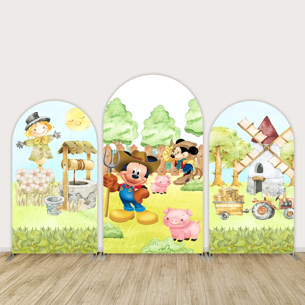Фон для фотосъемки с изображением Микки Мауса и фермы