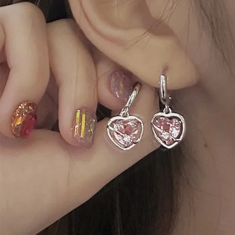 

Fashion Exquisite Love Heart Pendant Zircon Earrings for Women Luxury Drop Earring Girl Jewelry Trendy Ear Accessory