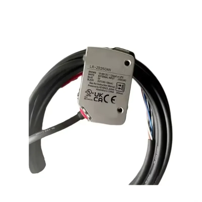 Фото Усилитель LR-ZB250CP со встроенным CMOS PNP-датчиком перемещения, напряжение питания 10-30В DC №2