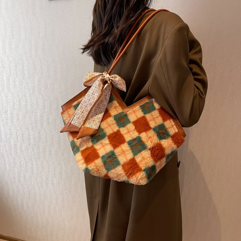 

Vintage Lattice Shoulder Shopper Bag For Women Female Winter Soft Fluffy Tote Purses Large Eco Handbag Heart