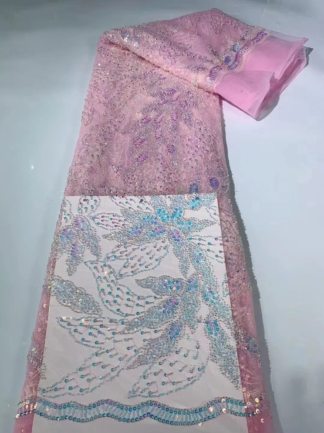 

Pink Luxury Handmade Beads Lace Fabric with Sequins Latest Nigeria Embroidery Lace Tulle Fabric for Wedding Dress