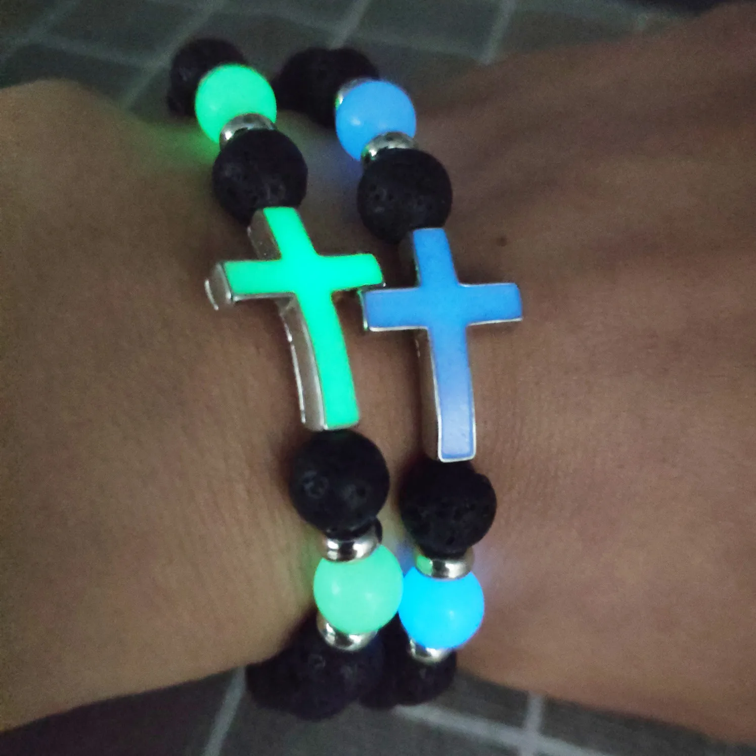 

6pcs Luminous Cross Charms 8mm Black Lava Stone Buddha Bracelet DIY Aromatherapy Essential Oil Diffuser Bracelet Jewelry