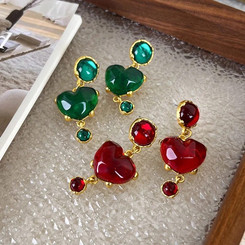 

Minar Hyperbole Clear Red Green Color Crystal Love Heart Dangle Earrings Round Geometric Pendant Earring for Women Jewellery