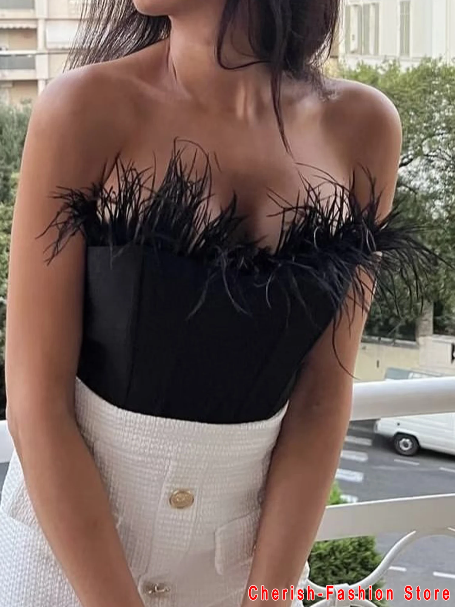 

2023 Модный женский топ с перьями, пикантный укороченный топ с открытыми плечами, пушистый укороченный топ для вечерние и клубов, женские белы...