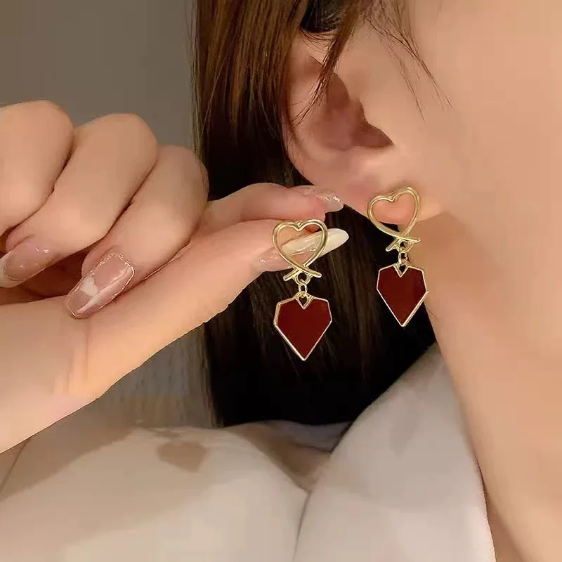 Простой дизайн винно-красные серьги с сердечком для женщин винтажные