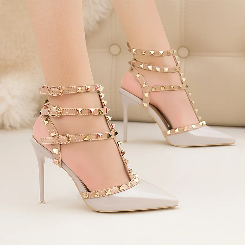 

Rivet High Heels Luxury Designer Women Shoes Ladies Pumps Sexy Spring Summer 2023 Fashion Sandals Office Dress White Black Shoes
