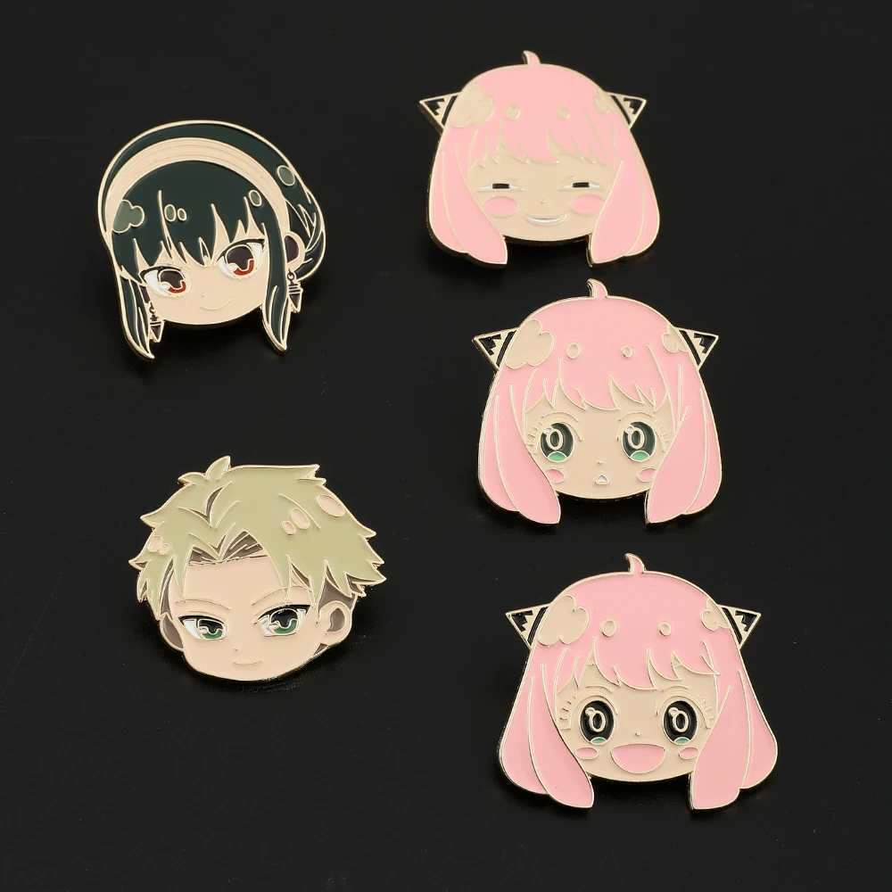Брошь в виде семьи шпионов из аниме, милая мультяшная фигурка Yor Anya, значок на голову, эмалированная брошь, шпилька, ювелирные аксессуары