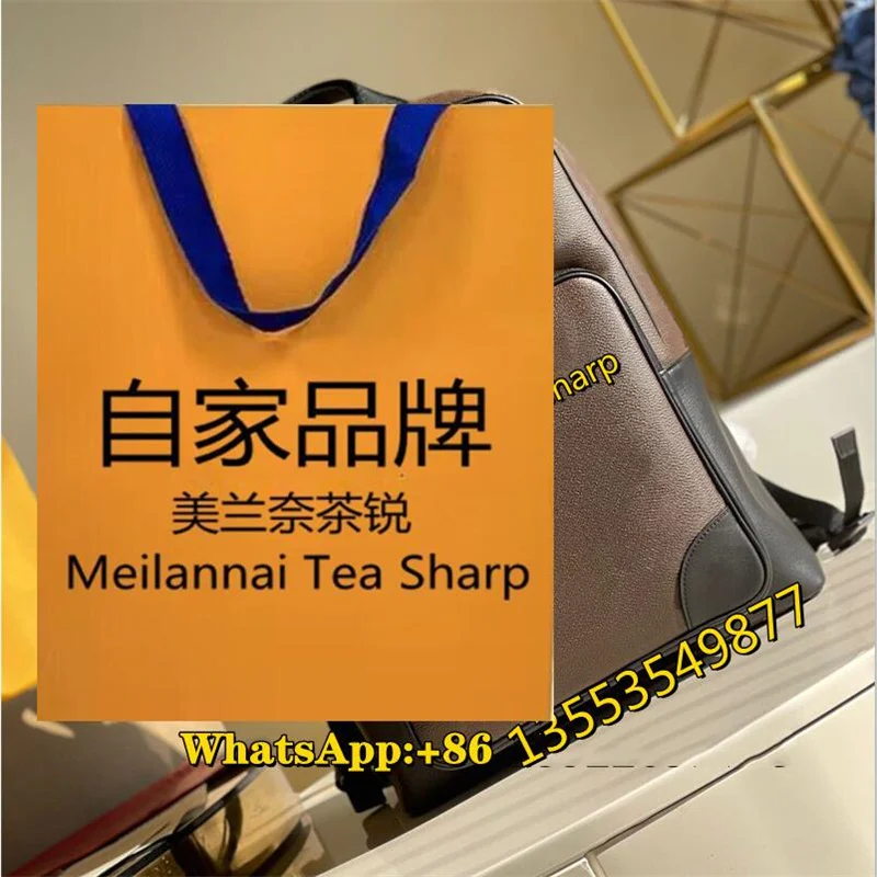 

Женская сумка-мессенджер из кожи, с ручками и плечевым ремнём