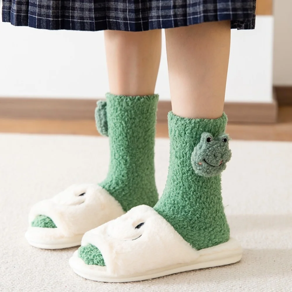 7 Pairs 2022 New Winter Cute Harajuku Doll Coral Fleece Socks Three-dimensional Cartoon Cat Dog Bear Ladies Sleep Floor Socks