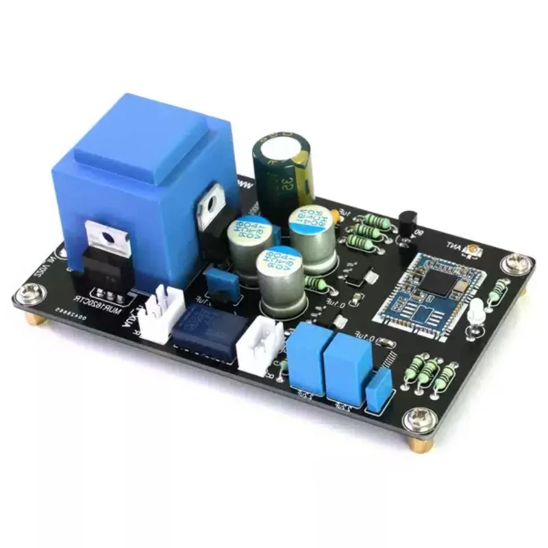 Фото Bluetooth-приемник CSR8675, модуль декодирования PCM5102A, ЦАП с усилителем мощности и функцией переключения сигналов. №4