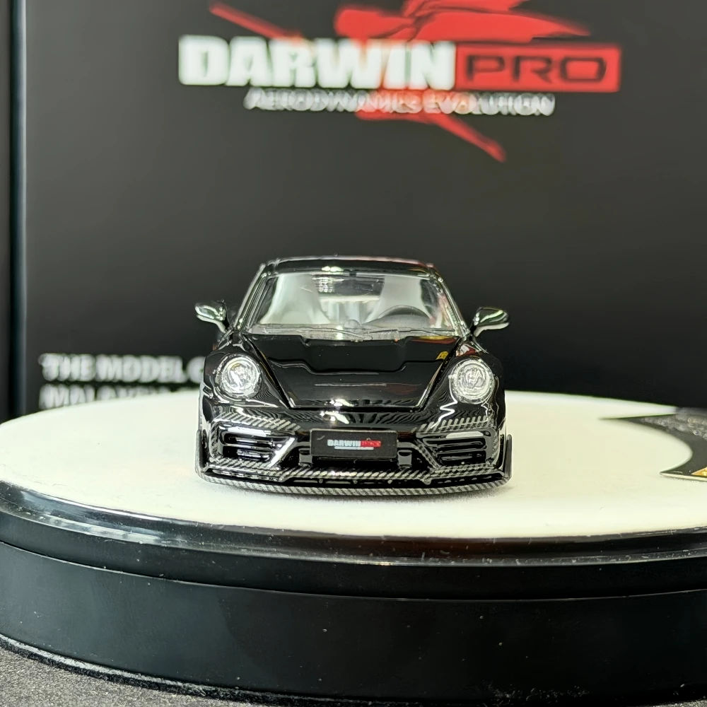 Фото Модель автомобиля PGM 1:64 Chopin DarwinPRO 992S из литого металла №1