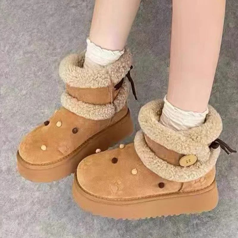 Женские зимние ботинки на платформе плоской подошве с мехом короткие плюшевые