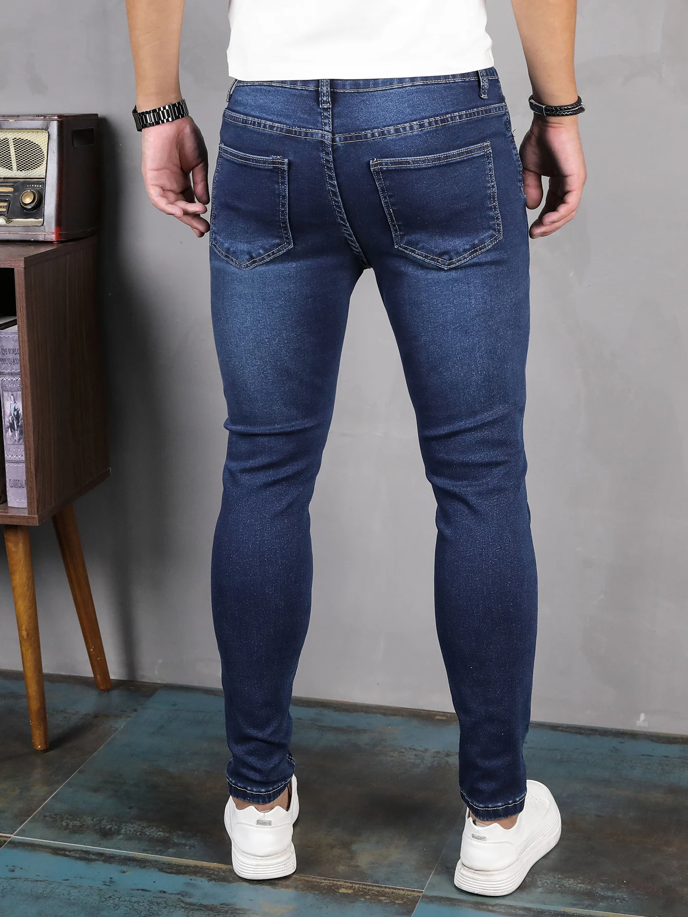 Mens Skinny  jeans Slim Blue Denim Pencil Pants Street hip-hop denim trousers fashion cowboy clothing men