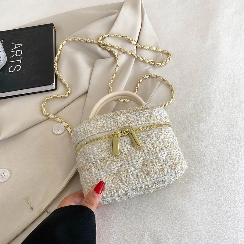 2023 Hot Sale Unique Design Women's Bag Infinite Charm Popular Versatile Crossbody Bags Zipper Flap Portable Small Square Bag