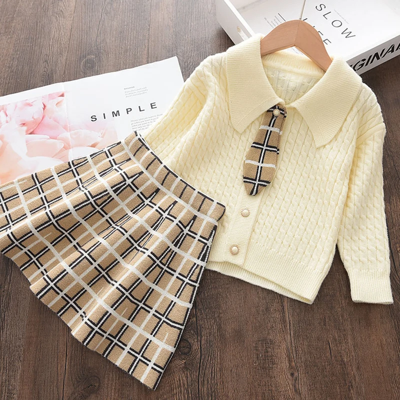 

Модная трикотажная одежда, костюмы для девочек, комплекты осенне-зимней одежды для детей, кардиган, топ, клетчатая юбка, трикотажная одежда ...