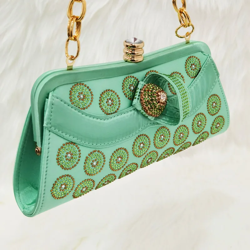 Новое поступление итальянский дизайн красочные полосы узор стиль зеленый цвет