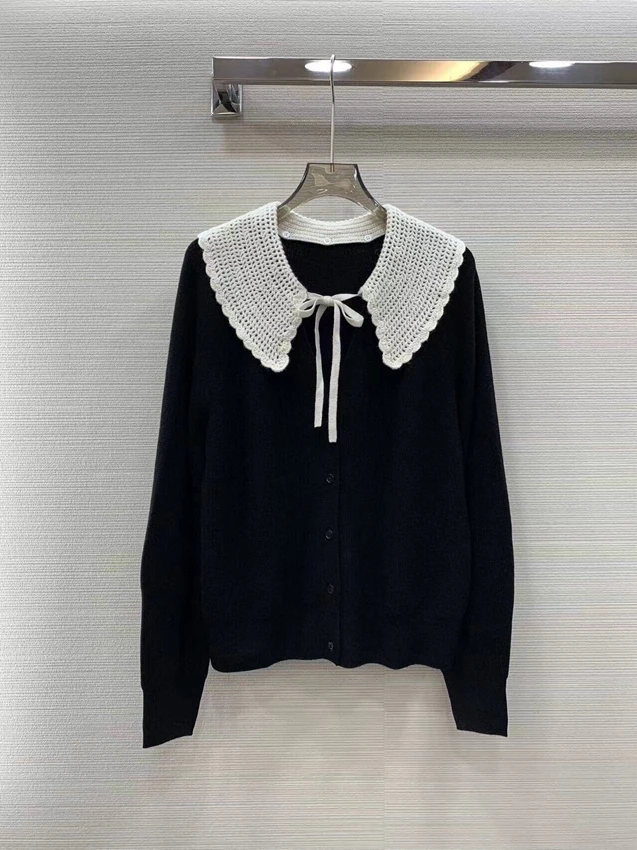 

2023 new women fashion long sleeve sexy casual black and white color matching doll collar tie wool knitted top 0917