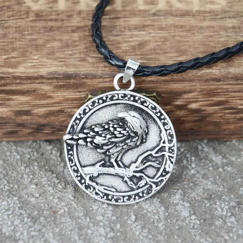 

Norse Mythology Viking Odin Raven Vegvisir Runes Amulet Talisman Scandinavian Jewelry Gothic Necklace For Women Men