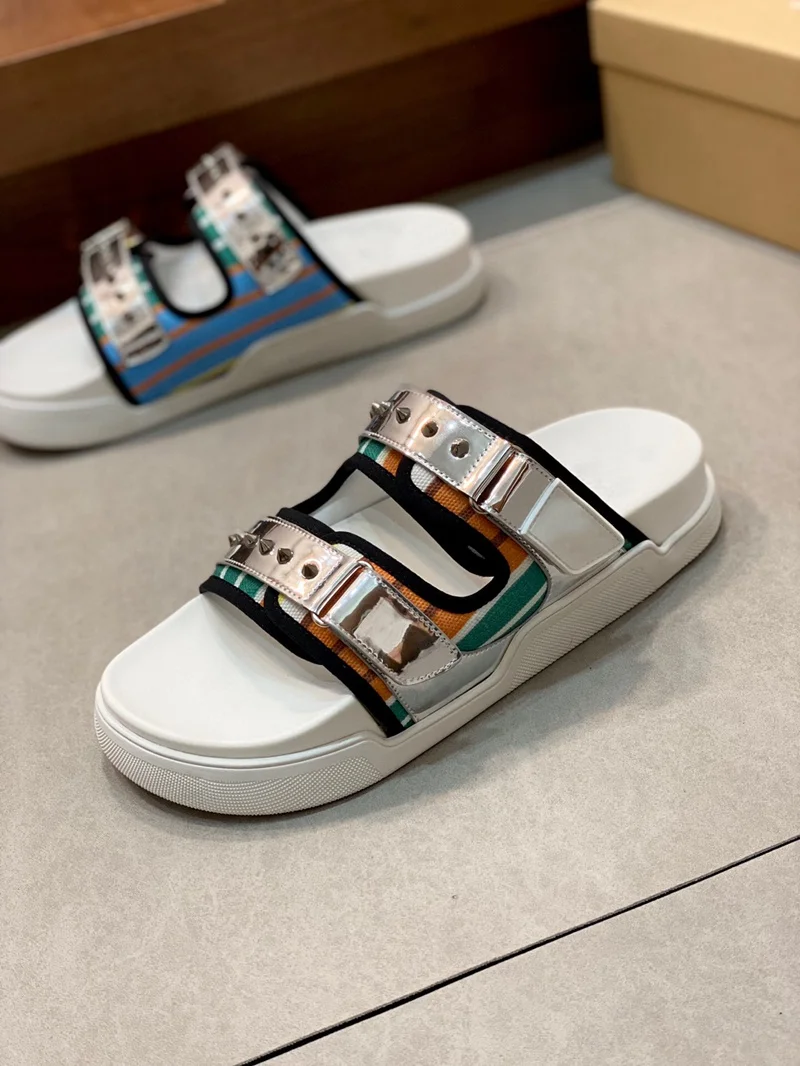 

2023 Summer Studded Rivets Slippers Leather Velcro Buckle Breathable Flip-flops Beach Platform Luxury Brand Sandals For Men