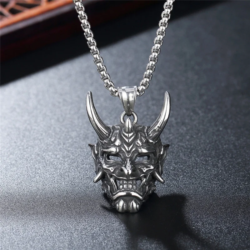 Japanese Style Devil Skull Grimace Mask Necklaces for Men Fangs Demon Mask Pendant Retro Punk Style Jewelry Gift